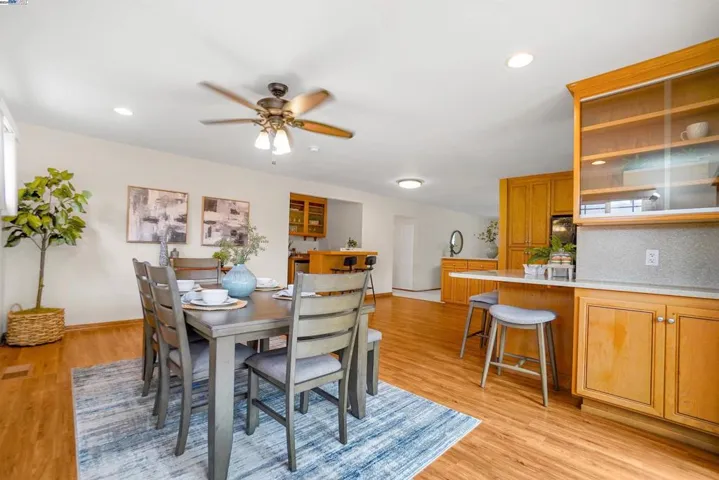26991 Gading Rd, Hayward, California 94544