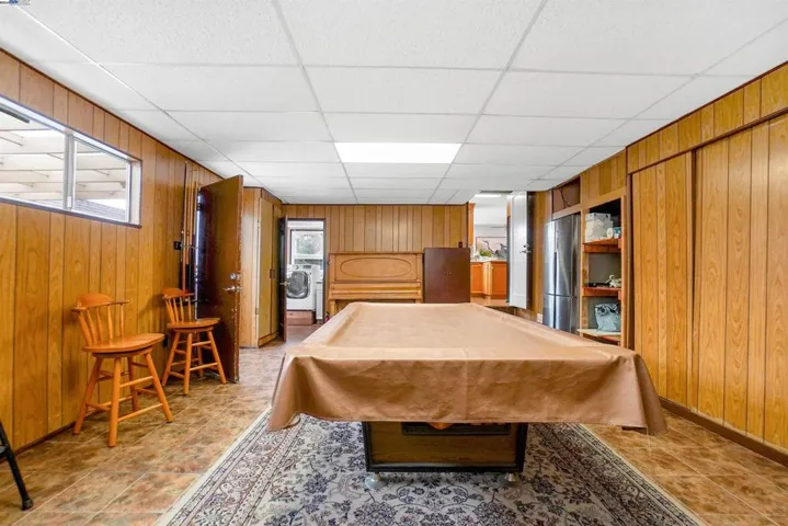 26991 Gading Rd, Hayward, California 94544