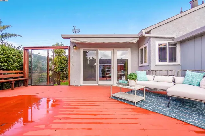 26991 Gading Rd, Hayward, California 94544