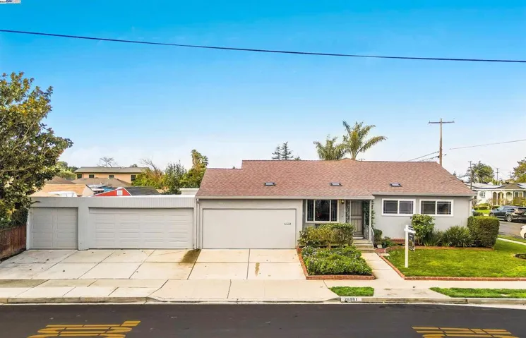 26991 Gading Rd, Hayward, California 94544