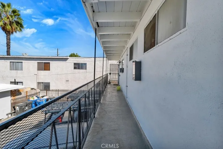6828 Morella Avenue, North Hollywood, California 91605
