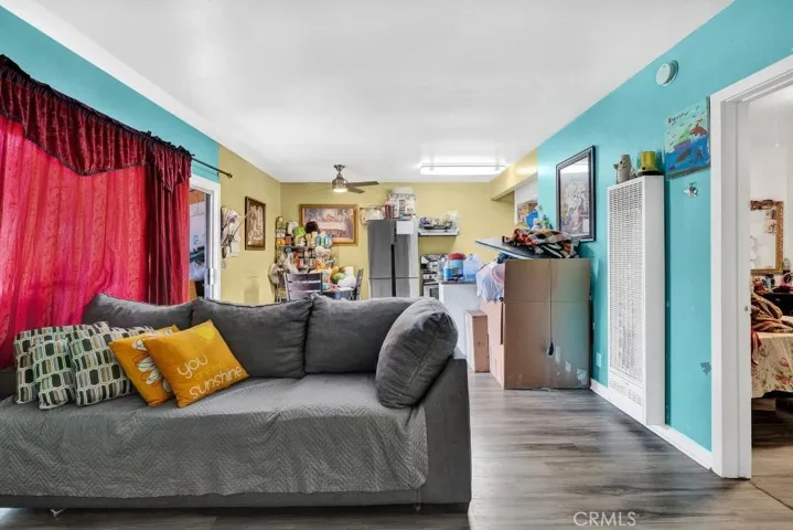 6828 Morella Avenue, North Hollywood, California 91605