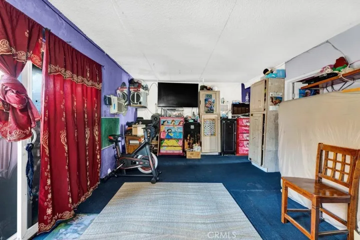6828 Morella Avenue, North Hollywood, California 91605