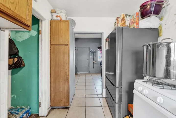 6828 Morella Avenue, North Hollywood, California 91605