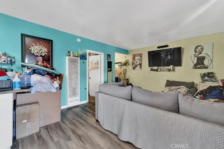 6828 Morella Avenue, North Hollywood, California 91605