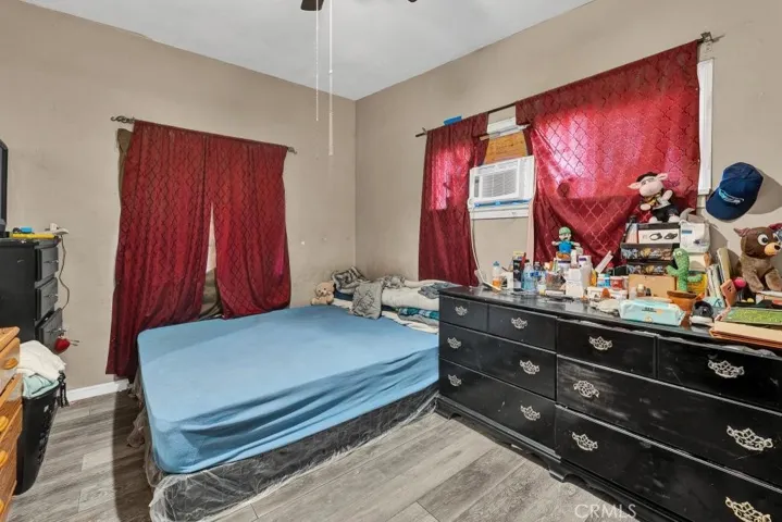 6828 Morella Avenue, North Hollywood, California 91605