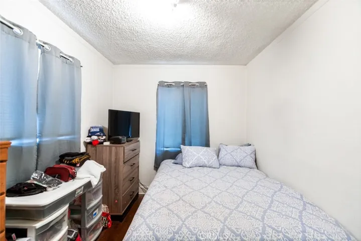 715 W 104th Place, Los Angeles, California 90044