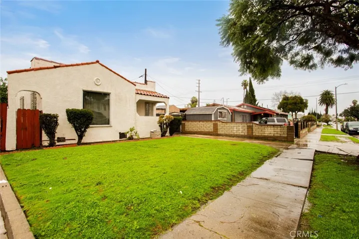 715 W 104th Place, Los Angeles, California 90044
