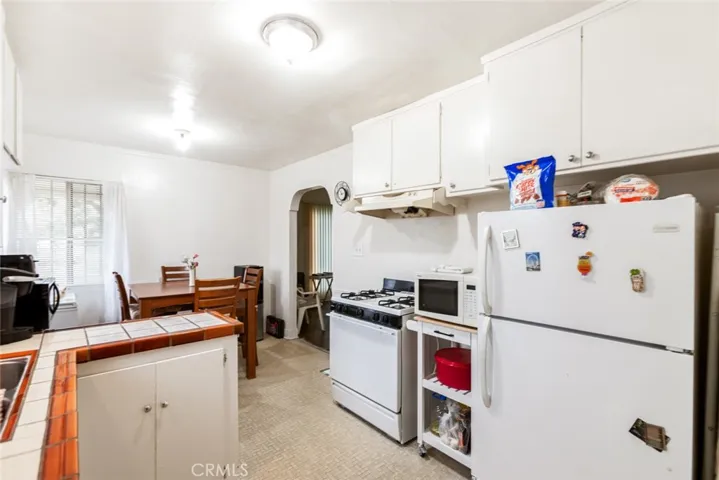 715 W 104th Place, Los Angeles, California 90044