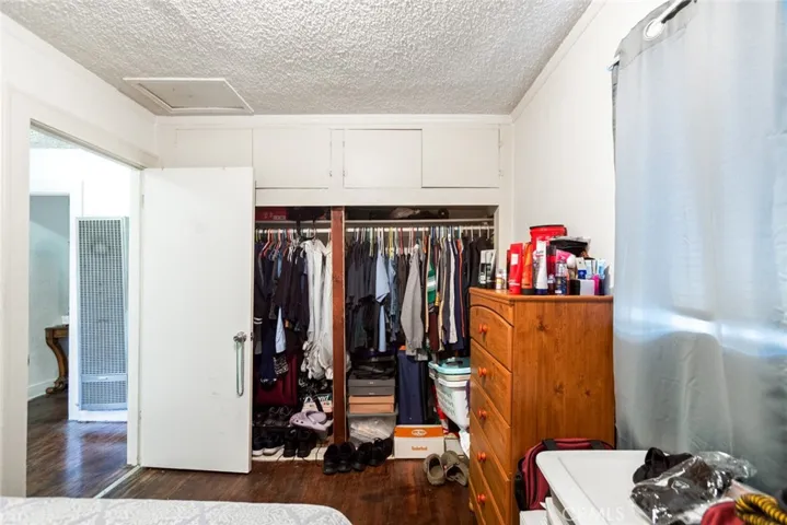 715 W 104th Place, Los Angeles, California 90044