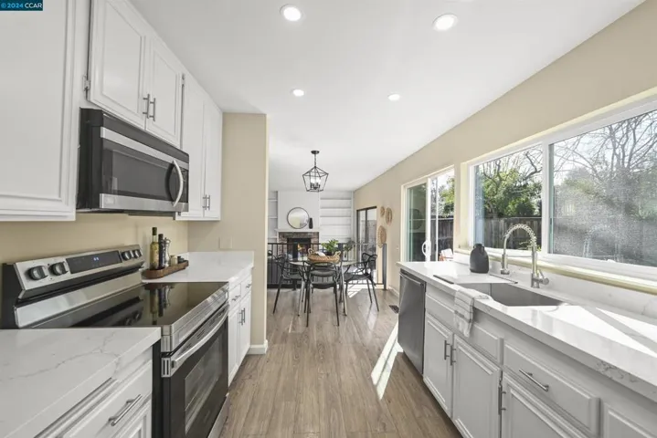 601 Tarrytown Ct., Walnut Creek, California 94598