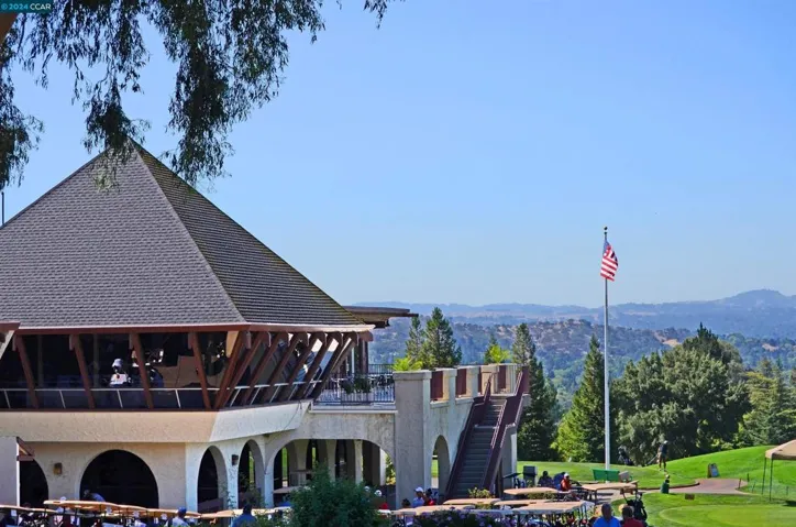 601 Tarrytown Ct., Walnut Creek, California 94598