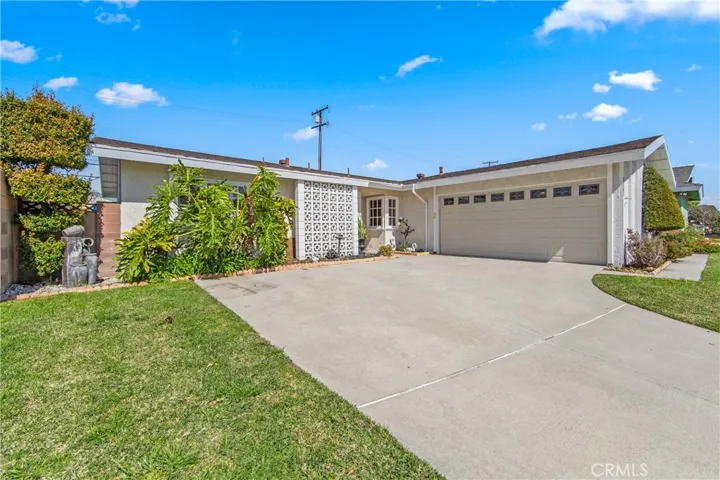 6881 Stanford Avenue, Garden Grove, California 92845