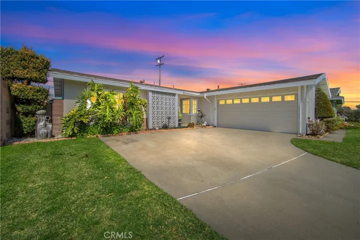 6881 Stanford Avenue, Garden Grove, California 92845