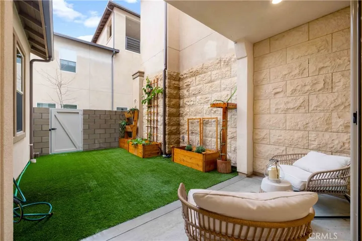 191 Frame, Irvine, California 92618