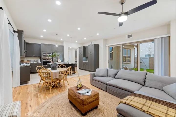191 Frame, Irvine, California 92618