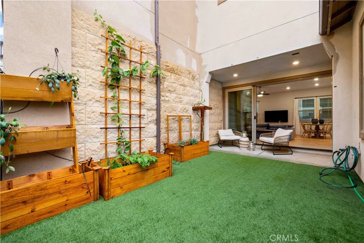 191 Frame, Irvine, California 92618