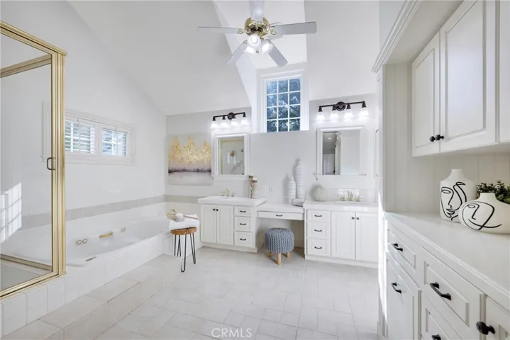560 S Weymouth Court, Anaheim Hills, California 92807