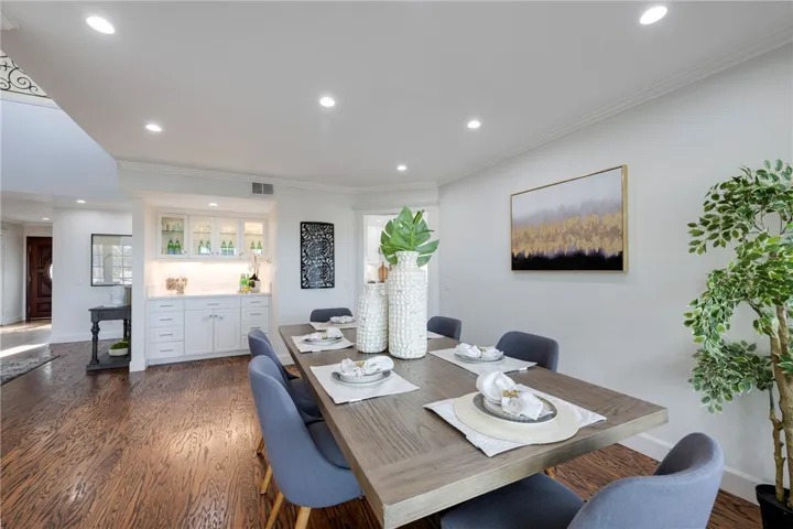 560 S Weymouth Court, Anaheim Hills, California 92807
