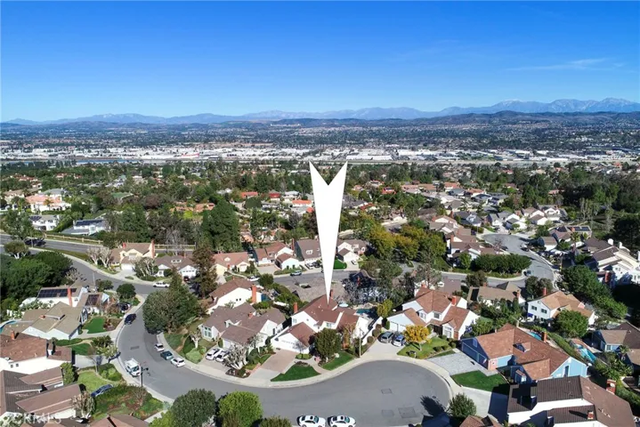 560 S Weymouth Court, Anaheim Hills, California 92807