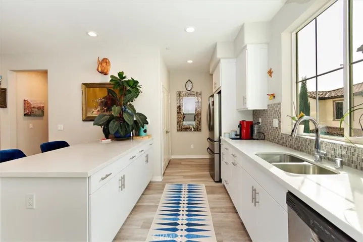 45763 Via Nubes, Temecula, California 92592