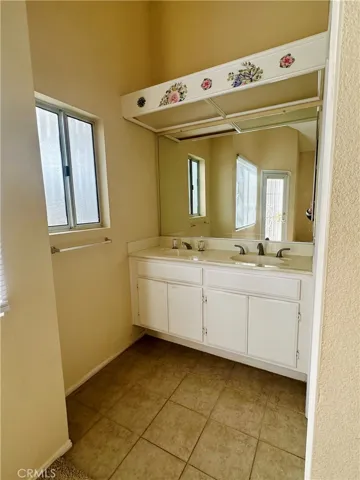 Master's bath