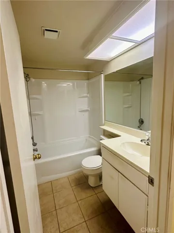 Hallway bath