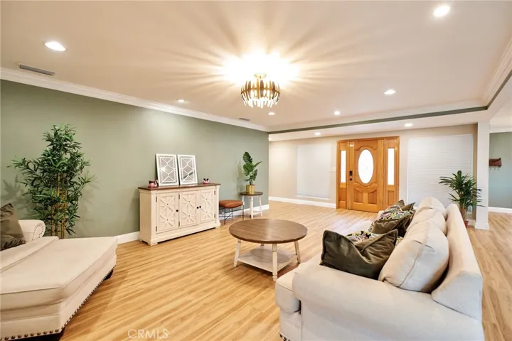 1344 Winn Drive, Upland, California 91786