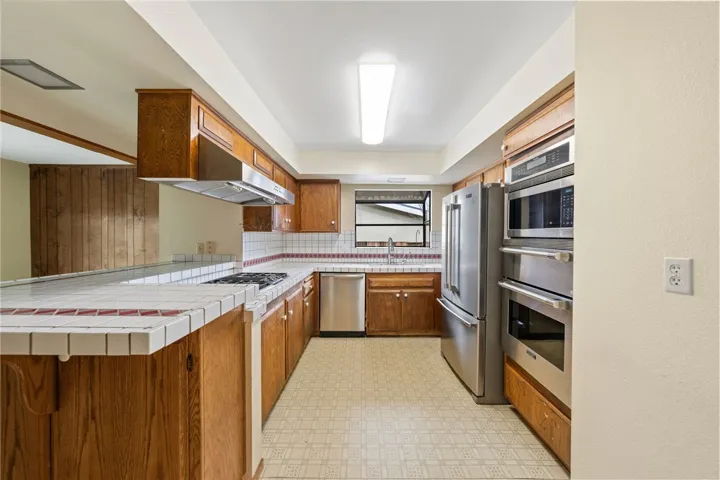 4661 Jeanean Lane, Yorba Linda, California 92886