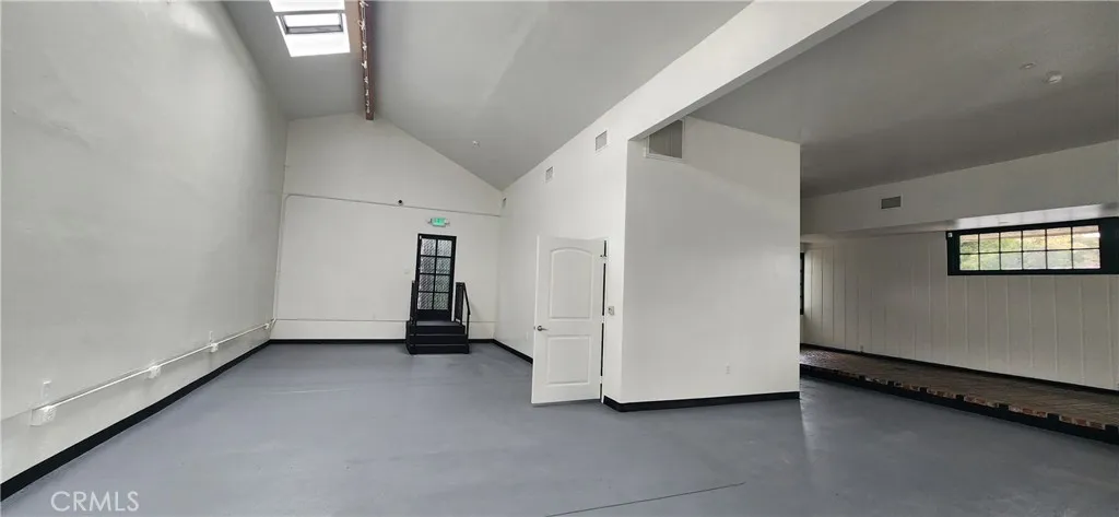 817 N Hollywood Way, Burbank, California 91505
