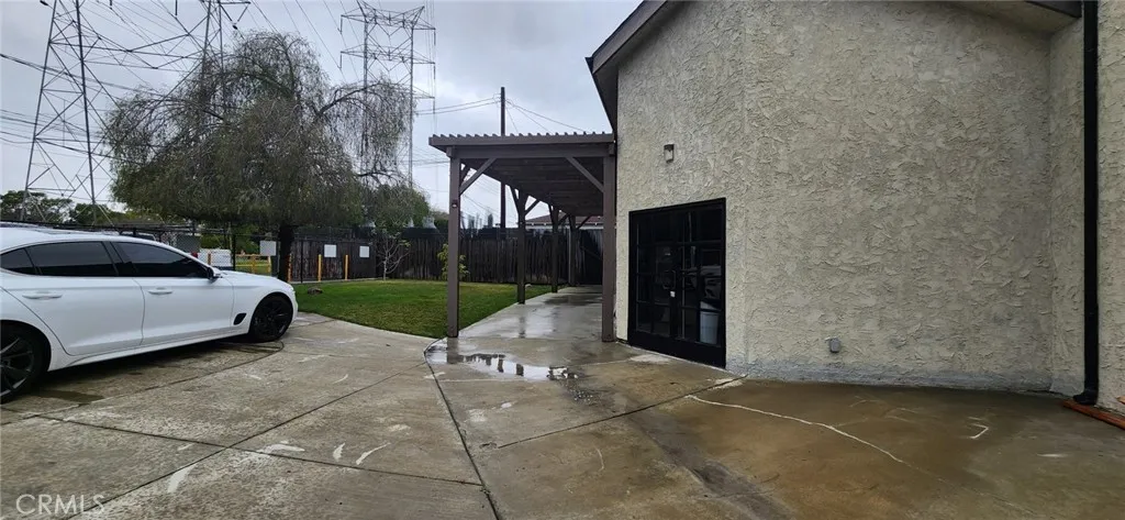817 N Hollywood Way, Burbank, California 91505