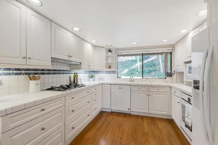 14663 Fieldstone Drive, Saratoga, California 95070