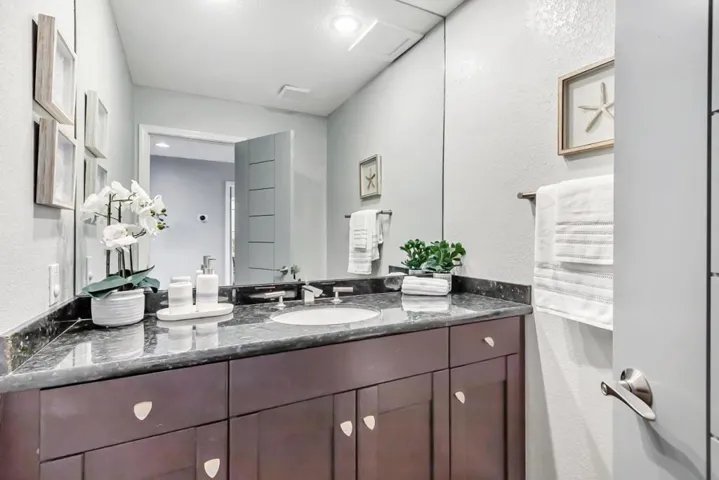 14663 Fieldstone Drive, Saratoga, California 95070