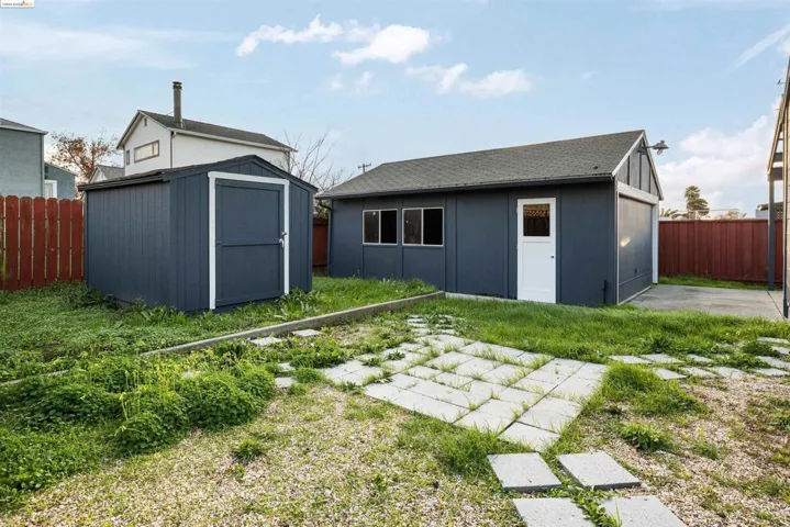 2880 Andrade Ave, Richmond, California 94804