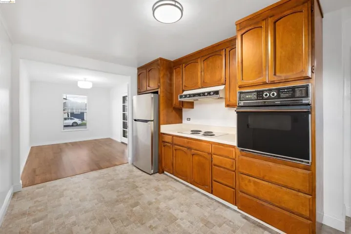 2880 Andrade Ave, Richmond, California 94804