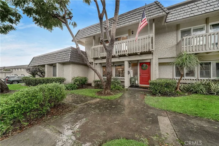 10216 Black River Court, Fountain Valley, California 92708