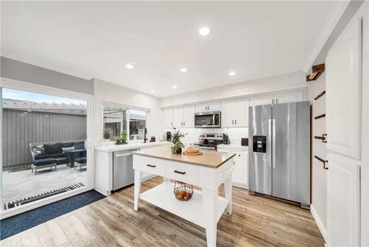 10216 Black River Court, Fountain Valley, California 92708