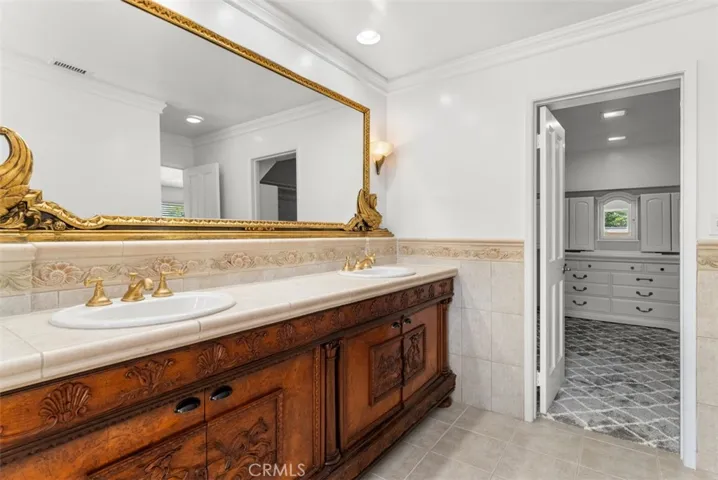 5269 E Rural Ridge Circle, Anaheim Hills, California 92807