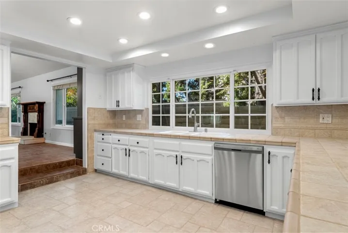 5269 E Rural Ridge Circle, Anaheim Hills, California 92807