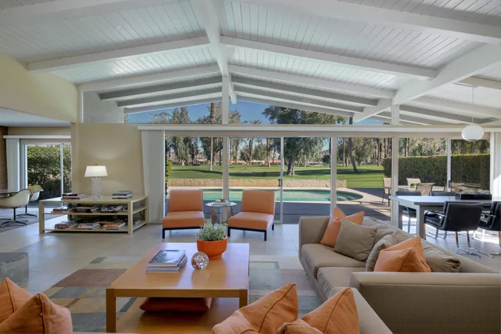 Sliders to Pool & Patio