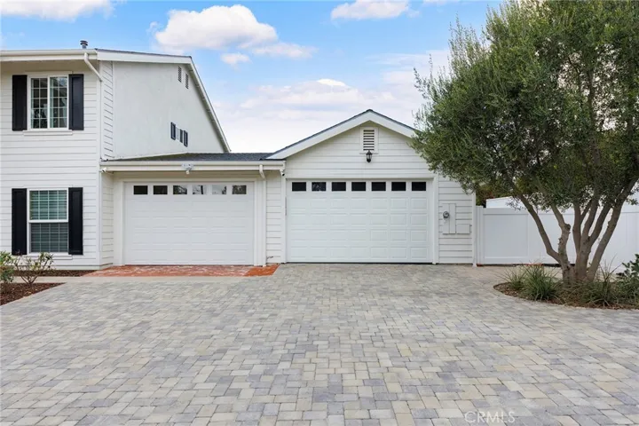 Front yard, brick paved area