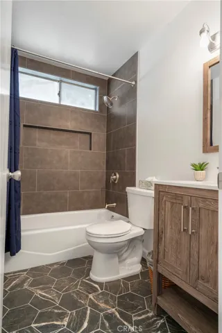 257 Elderberry Street, La Verne, California 91750