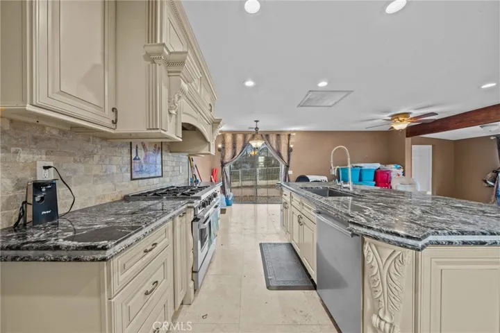 12252 Custer Street, Yucaipa, California 92399