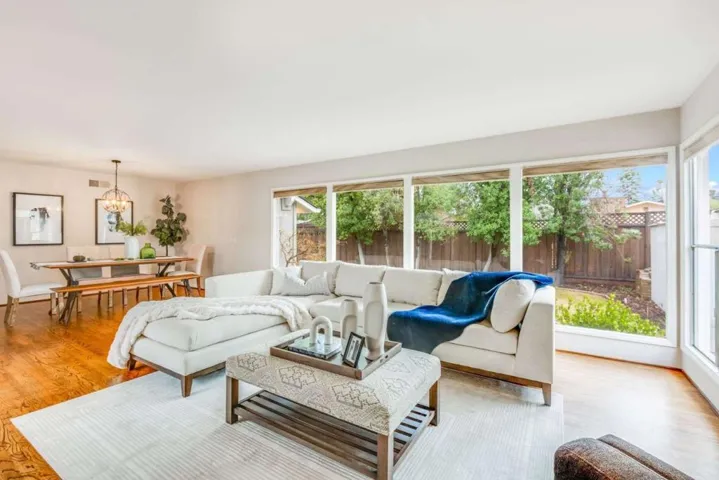 709 Los Ninos Way, Los Altos, California 94022