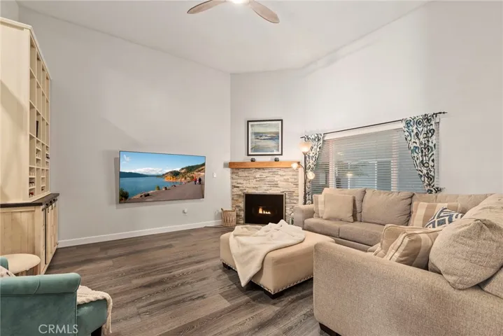 609 Meyer Lane 17, Redondo Beach, California 90278