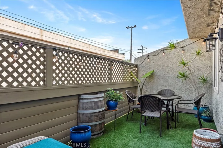 609 Meyer Lane 17, Redondo Beach, California 90278
