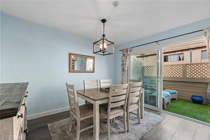 609 Meyer Lane 17, Redondo Beach, California 90278