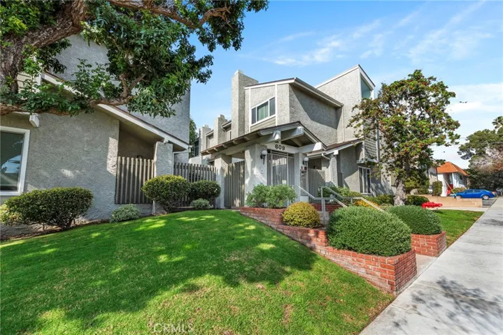 609 Meyer Lane 17, Redondo Beach, California 90278