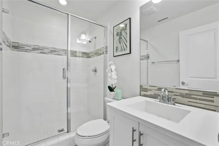 20 Clover, Lake Forest, California 92630