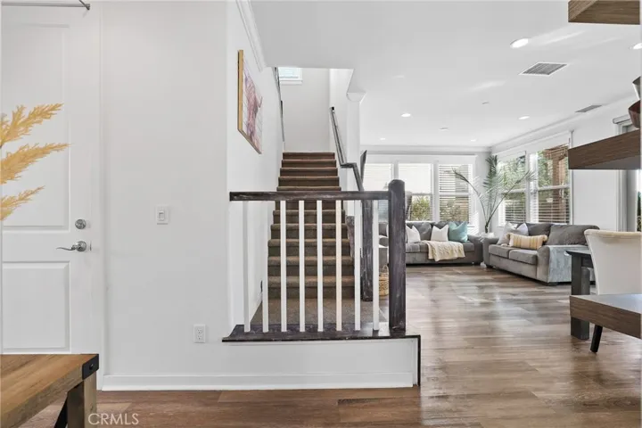 20 Clover, Lake Forest, California 92630